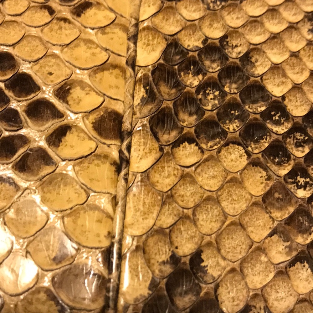 Judith Leiber Python skin bag - Picture 2 of 5